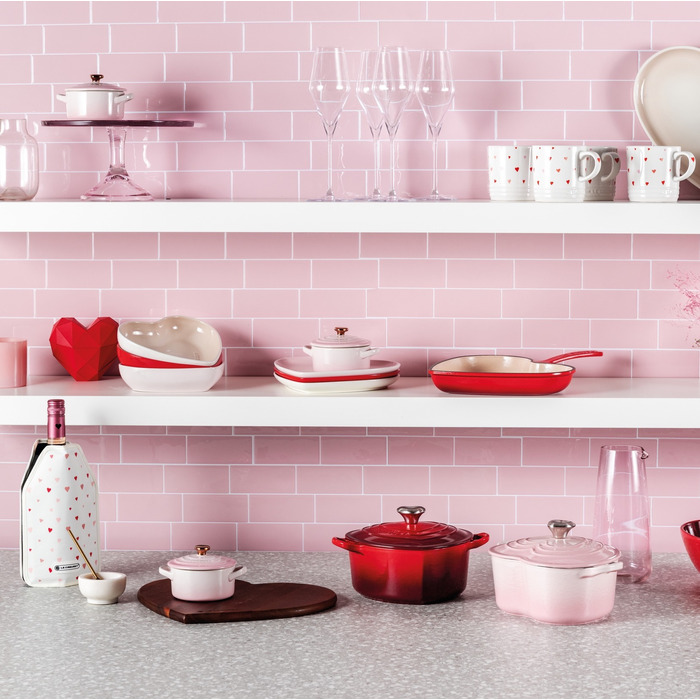 Жаровня 20 см/1,9 л Shell Pink Heart Le Creuset