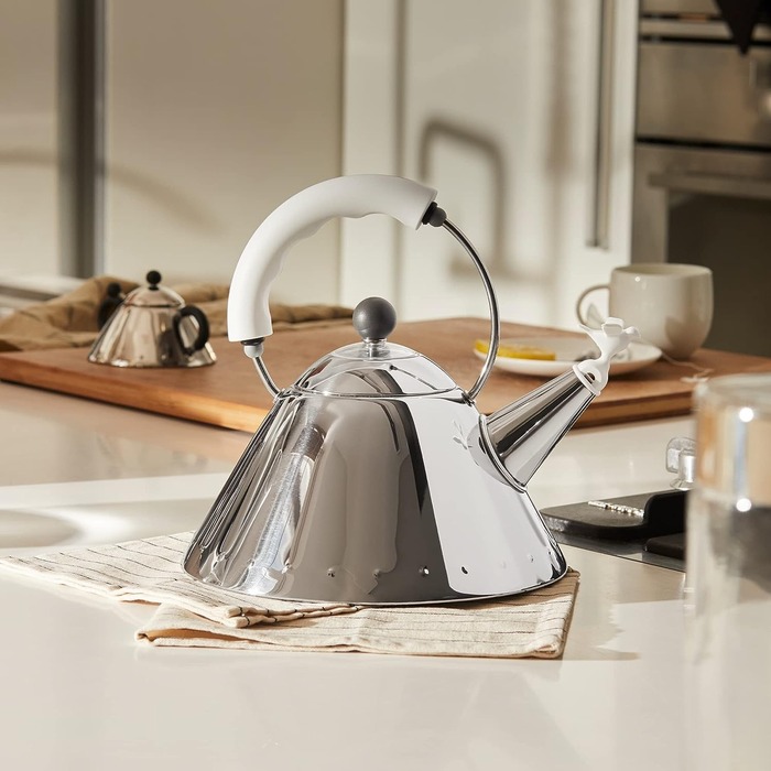 Чайник со свистком 22х22,5х23 см белый Kettle Alessi